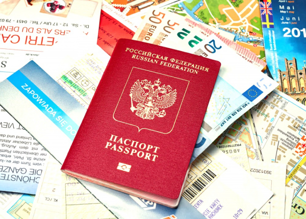 Куда поехать без паспорта из России