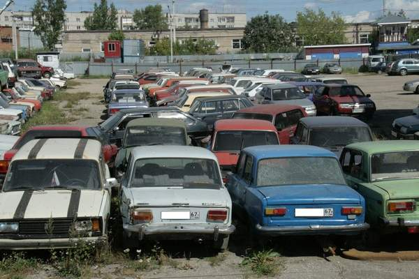 Как забрать машину со стоянки после ДТП в 2020 году
