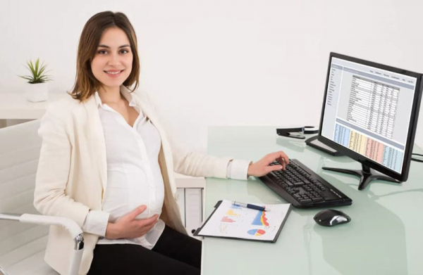 Сотрудница узнала о своей беременности после увольнения: можно ли ее восстановить на работе?