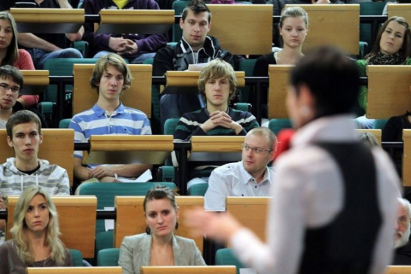 По достижении совершеннолетия, как написано