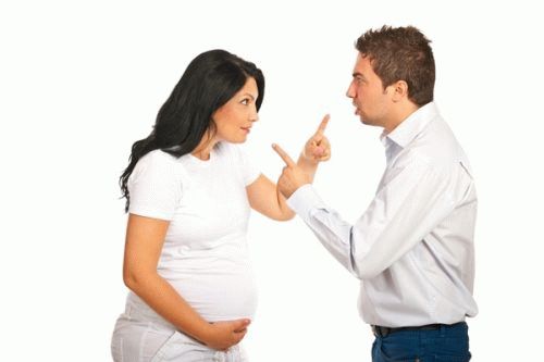 Важные особенности развода после родов