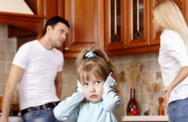 С какого возраста ребенок может выбирать, с кем жить с родителями в случае развода