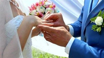 В каком возрасте в России можно заключать брак, можно ли заключать брак до 18 лет и в связи с чем?