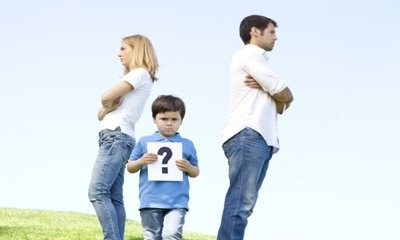 Психология и влияние развода: как дети справляются с разлучением родителей?