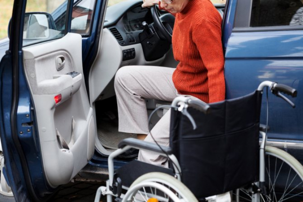 Автомобили для инвалидов: предоставляются, как получить права и другие нюансы