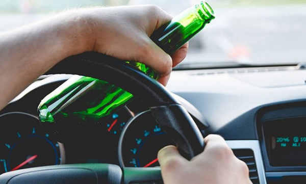 Можно ли пить пассажиру за рулем?