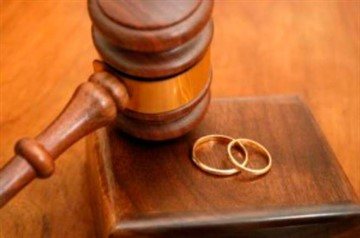 Порядок государственной регистрации расторжения брака при оформлении расторжения брака через ЗАГС и суд