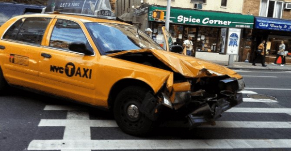 Как застраховать такси по программе КАСКО? Почему стоимость полиса выше?