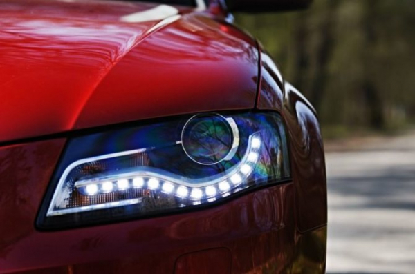 Можно ли использовать светодиодные лампы в автомобиле? Какая ответственность ждет автовладельцев, самовольно установивших светодиодные лампочки в 2020 году?